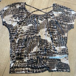 5/$15 Printed top
